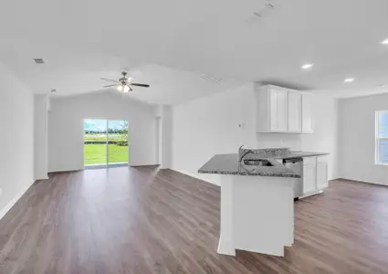 New construction Single-Family house 3143 Lowgap Place, Green Cove Springs, FL 32043 - photo 5 5