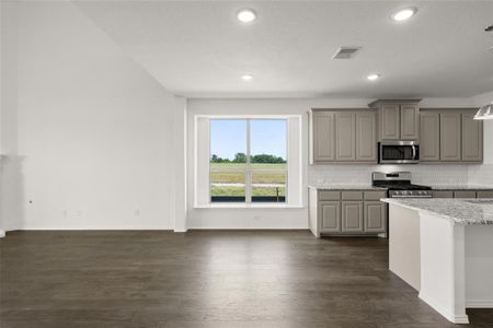 New construction Single-Family house 3213 Redden Lane, Midlothian, TX 76065 Concept 2571- photo 13 13