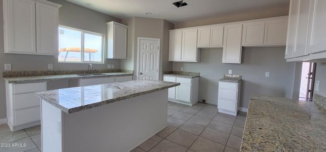 New construction Single-Family house 20435 W Mountain Sage Drive, Buckeye, AZ 85326 - photo 10 10