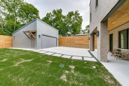 New construction Single-Family house 1811 Loving Avenue, Dallas, TX 75214 - photo 35 35