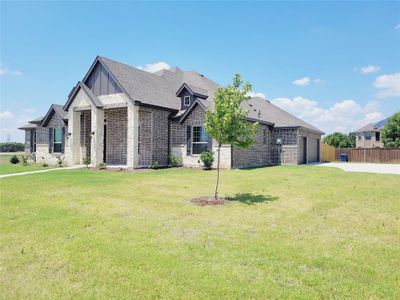 New construction Single-Family house 1027 Beaverbrook, DeSoto, TX 75115 - photo 2 2