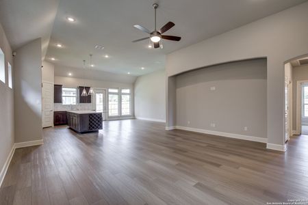 New construction Single-Family house 166 Burning Star, Castroville, TX 78009 Plan 2110- photo 4 4