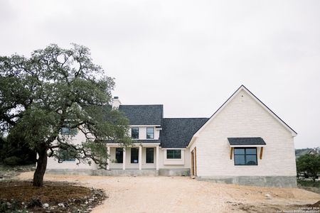 New construction Single-Family house 1220 Decanter Dr, New Braunfels, TX 78132 - photo 2 2