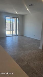 New construction Single-Family house 22613 W Mohawk Lane, Surprise, AZ 85387 Plan 4002- photo 7 7