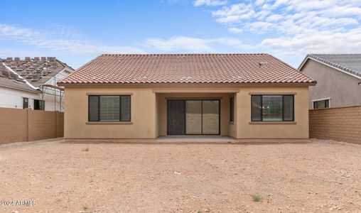 New construction Single-Family house 5918 N 207Th Avenue, Buckeye, AZ 85396 - photo 19 19
