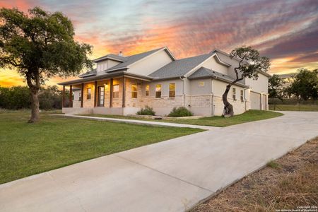 New construction Single-Family house 190 Restless Wind, Spring Branch, TX 78070 - photo 0