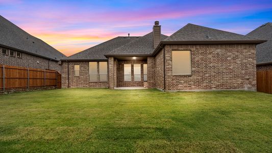 New construction Single-Family house 3688 Rolling Meadows Drive, Grand Prairie, TX 76065 - photo 33 33
