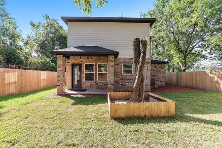 New construction Single-Family house 402 Frazier Street, Terrell, TX 75160 - photo 36 36