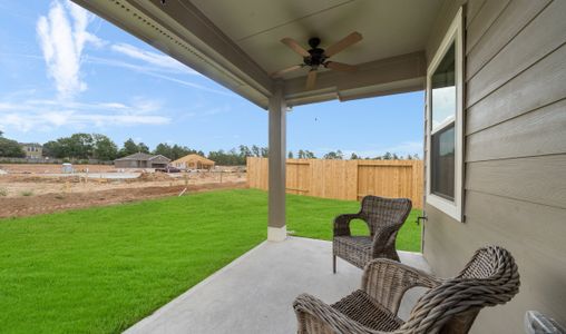 New construction Single-Family house 1711 Warm Breeze Drive, Angleton, TX 77515 Ashville- photo 42 42