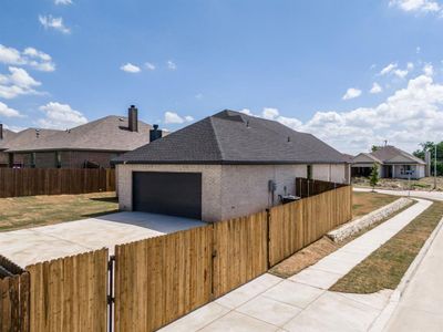 New construction Single-Family house 701 Hackamore Street, White Settlement, TX 76108 - photo 10 10