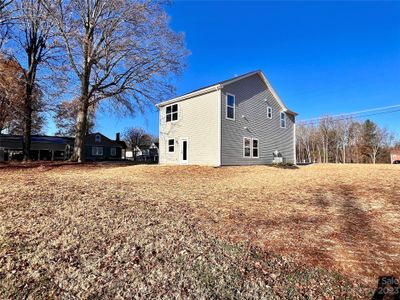 New construction Single-Family house 241 Mills Avenue, Troutman, NC 28166 - photo 15 15
