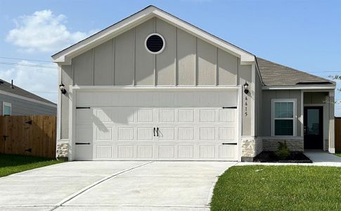 New construction Single-Family house 6615 Wide Meadow Drive, Houston, TX 77048 - photo 0