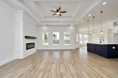 New construction Single-Family house 2214 Lake Forrest Drive, West Columbia, TX 77486 - photo 15 15