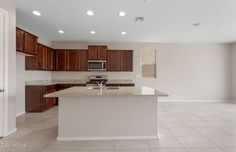 New construction Single-Family house 21338 N 270Th Avenue, Buckeye, AZ 85396 Traverse- photo 2 2