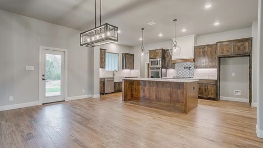 New construction Single-Family house 2465 West Lambert Road, Weatherford, TX 76088 - photo 9 9