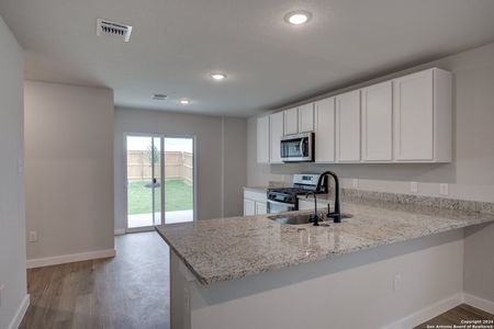 New construction Single-Family house 9874 Forestier Green, San Antonio, TX 78214 - photo 13 13