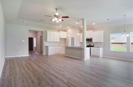 New construction Single-Family house 535 Wellshire, West Columbia, TX 77486 - photo 15 15