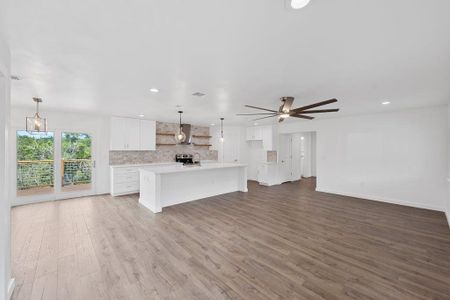 New construction Single-Family house 15210 Sophie Dr, Austin, TX 78734 - photo