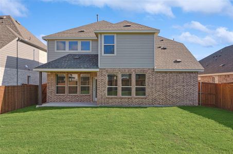 New construction Single-Family house 1729 Gateway Lane, Van Alstyne, TX 75495 Premier Series - Hickory- photo 24 24