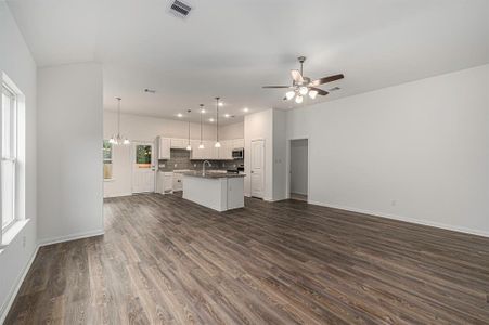 New construction Single-Family house 12323 Lake Conroe Hills Drive, Willis, TX 77318 Duval- photo 4 4