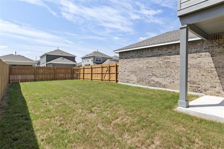 New construction Single-Family house 917 Paddock Lane, Georgetown, TX 78626 - photo 26 26