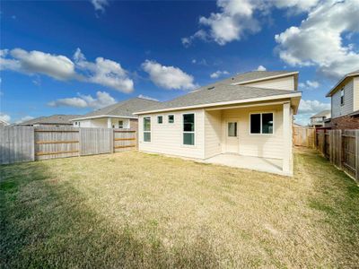 New construction Single-Family house 13109 Leisure Cove Drive, Texas City, TX 77568 - photo 12 12