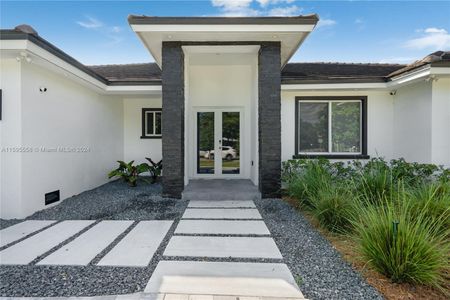 New construction Single-Family house 11815 Sw 82Nd Rd, Miami, FL 33156 - photo 0