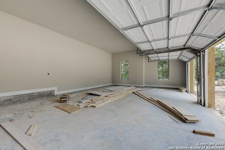 New construction Single-Family house 201 Timber Pl, La Vernia, TX 78121 Plan 2568 - photo 7 7
