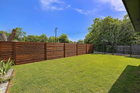 New construction Single-Family house 603 Maple St, Taylor, TX 76574 - photo 28 28