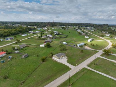 New construction Single-Family house 160 Valley Meadows Drive, Springtown, TX 76082 - photo 35 35