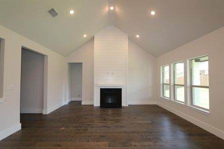 New construction Single-Family house 708 Allison Drive, Van Alstyne, TX 75495 Belfast- photo 3 3