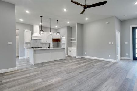 New construction Single-Family house 5011 San Marcos Drive, Granbury, TX 76048 - photo 6 6