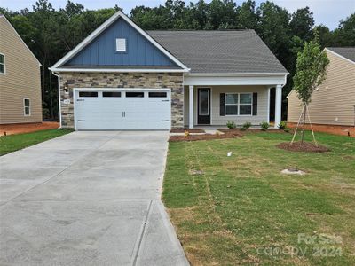 New construction Single-Family house 109 Brixham Loop, Troutman, NC 28166 - photo 0