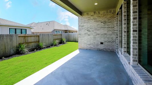 New construction Single-Family house 608 Vireos St, New Braunfels, TX 78132 Design 2476W- photo 27 27