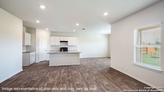 New construction Single-Family house 4219 Tarragon Place, Von Ormy, TX 78073 - photo 6 6