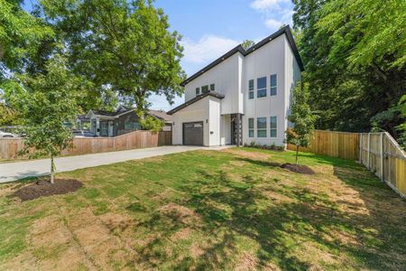 New construction Single-Family house 1112 E Woodin Boulevard, Dallas, TX 75216 - photo 1 1