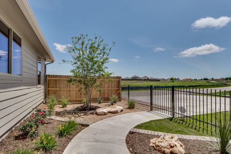 New construction Single-Family house 8169 Daisy Cutter Crossing, Georgetown, TX 78626 - photo 28 28