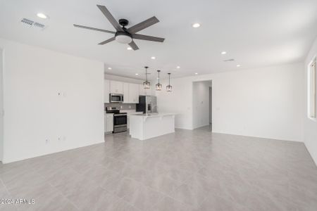 New construction Single-Family house 671 S Parker Lane, Casa Grande, AZ 85122 Larimar- photo 32 32