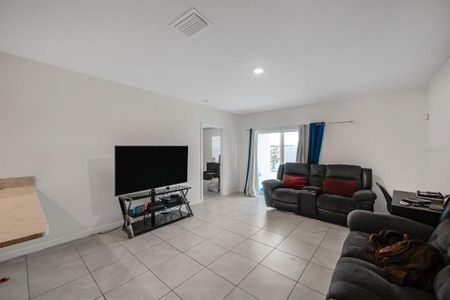 New construction Single-Family house 17009 Oval Rum Drive, Wimauma, FL 33598 - photo 17 17