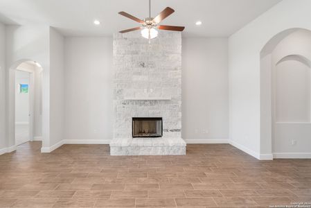New construction Single-Family house 965 Sweet Rose, Castroville, TX 78009 Richland B- photo 6 6