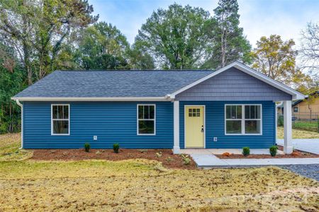 New construction Single-Family house 214 1/2 Mountain View Street, Gastonia, NC 28052 - photo 0