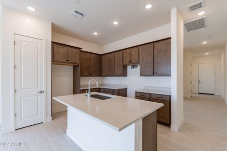New construction Single-Family house 4495 N 203Rd Avenue, Buckeye, AZ 85396 - photo 9 9