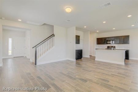 New construction Single-Family house 210 Heritage Mill Trail, Elgin, TX 78621 1782- photo 7 7