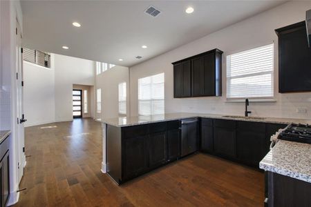 New construction Single-Family house 1531 N Red Bud Ln, Unit 44, Round Rock, TX 78665 - photo