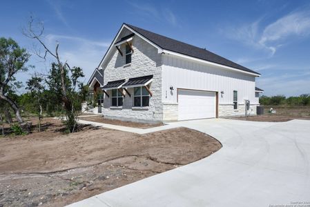 New construction Single-Family house 114 Wild Persimmon Trail, Marion, TX 78124 - photo 1 1