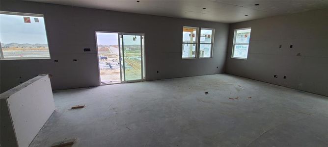 New construction Single-Family house 508 Palo Brea Loop, Hutto, TX 78634 Colton Homeplan- photo 15 15