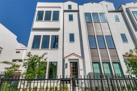 New construction Townhouse house 1777 Lear Street, Dallas, TX 75215 - photo 0