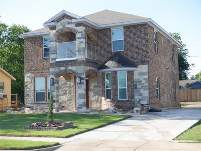 New construction Single-Family house 2904 Thannisch Avenue, Fort Worth, TX 76105 - photo 0 0