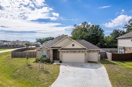 New construction Single-Family house 696 W Linnwood Drive, Woodbranch, TX 77357 - photo