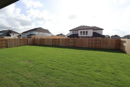 New construction Single-Family house 9815 Daffodil Springs Drive, Richmond, TX 77407 Windsor- photo 39 39
